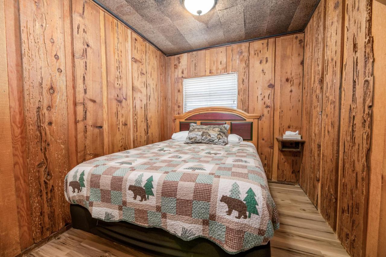 Big Bear Lake Front Lodge Exterior photo